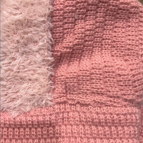 BRAND NEW Women' Winter One-Piece Face-Covering Hat, Neck Scarf & Mask - - Picture 2 of 3